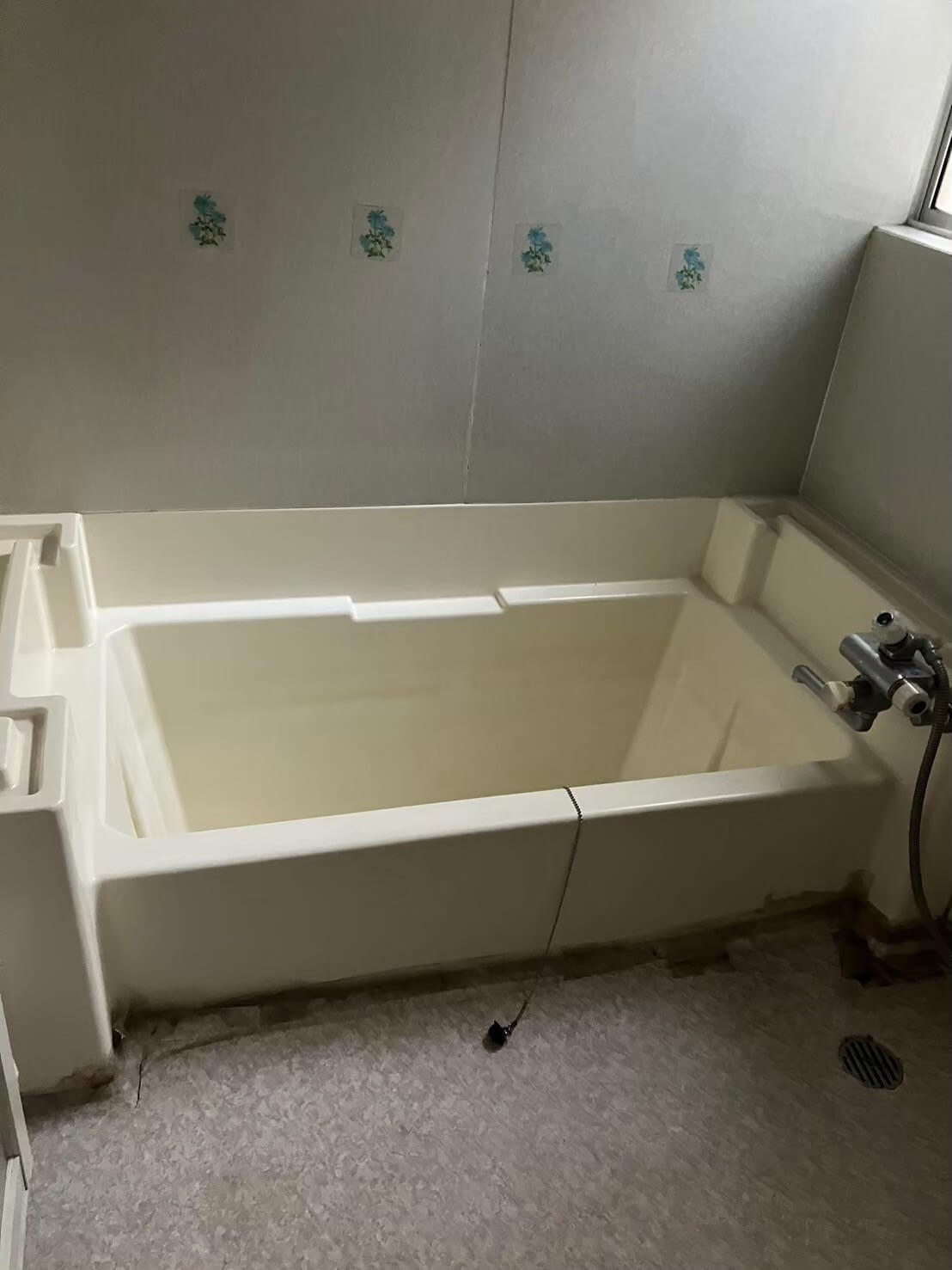 東陽　浴室　施工前.jpg