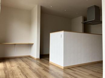 対面に設置していただいた、キッチンが使い勝手がよさそうで満足しております。