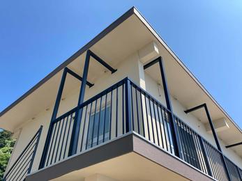 外壁（コンクリート）が剥がれてきたので何とか補修をしたい。